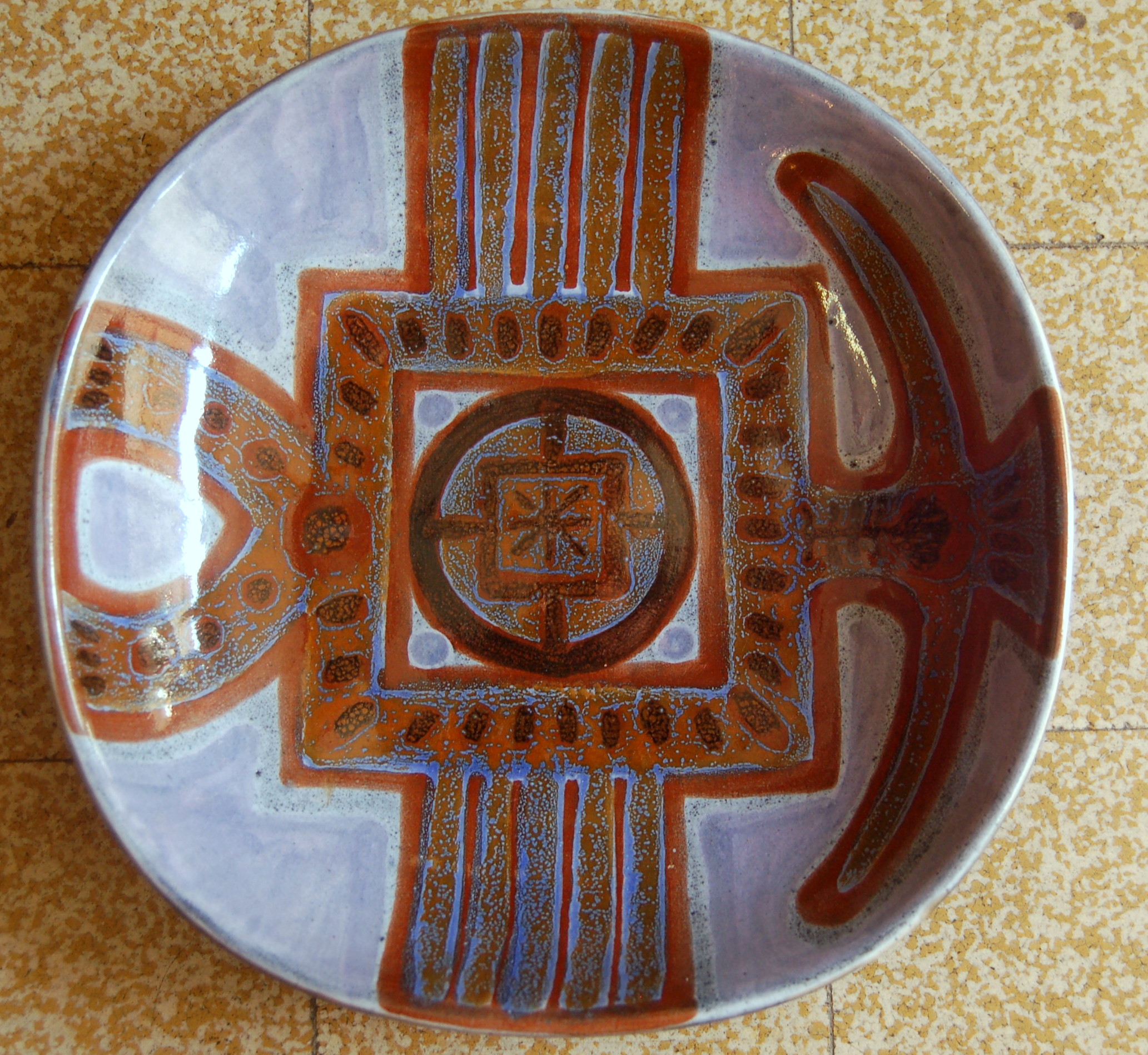 JACQUES POUSSINE ( Albi 1923- Perpignan 1985) céramique plat Sant Vicens
